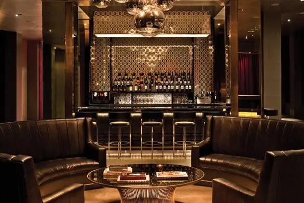 Lobby Bar of the King &amp; Grove New York hotel
